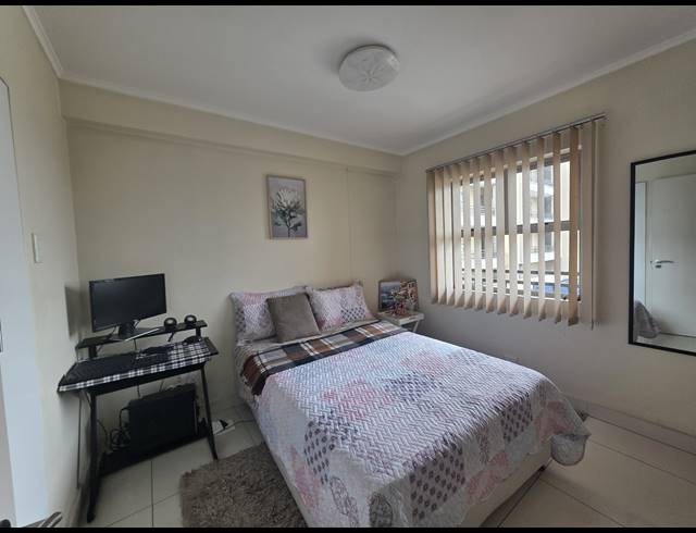 1 BEDROOM APARTMENT FOR SALE IN UMHLANGA RIDGE